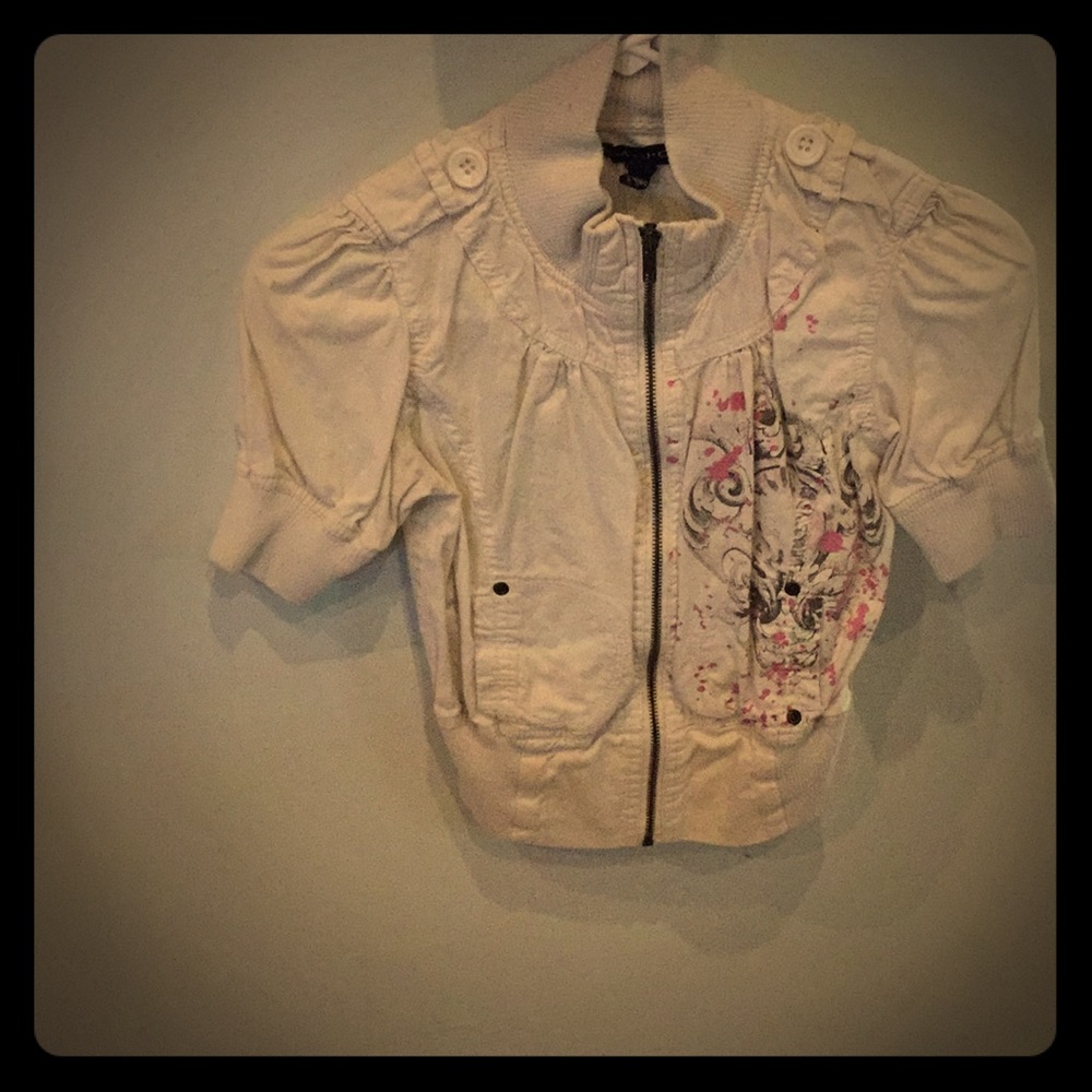 Short sleeved jacket